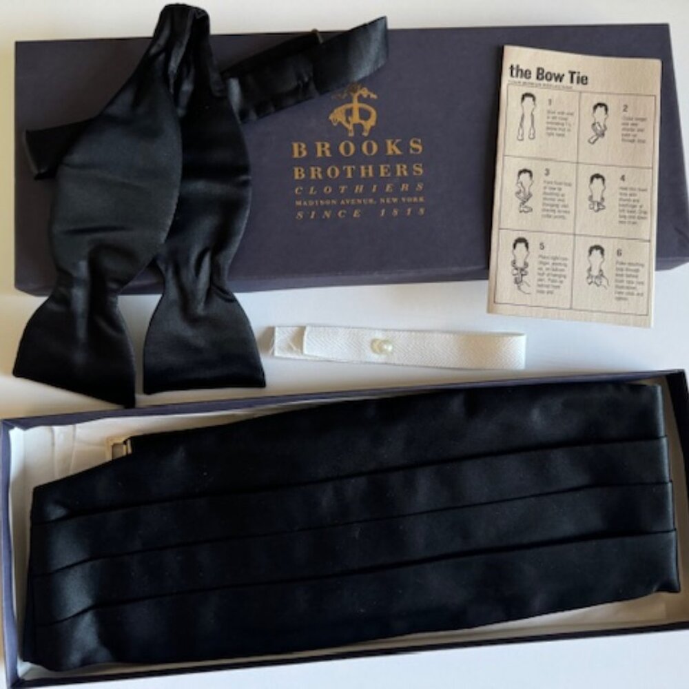 Tuxedo (1990)-BROOKS BROTHERS-with shirt, tie, waistband, suspenders-like new